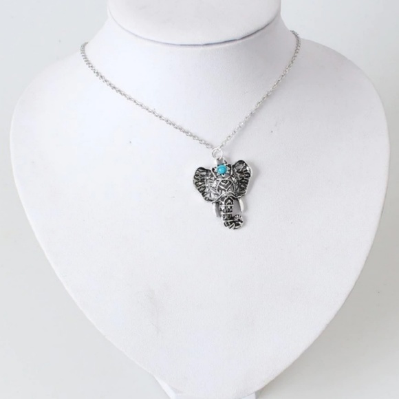 Boho 🐘 elephant Necklace - Picture 2 of 4